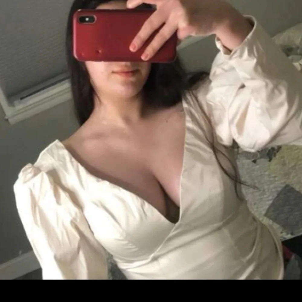 Cream / ivory Off Shoulder Bishop Sleeve puff Sleeve Zip Back Blouse - Picture 10 of 10